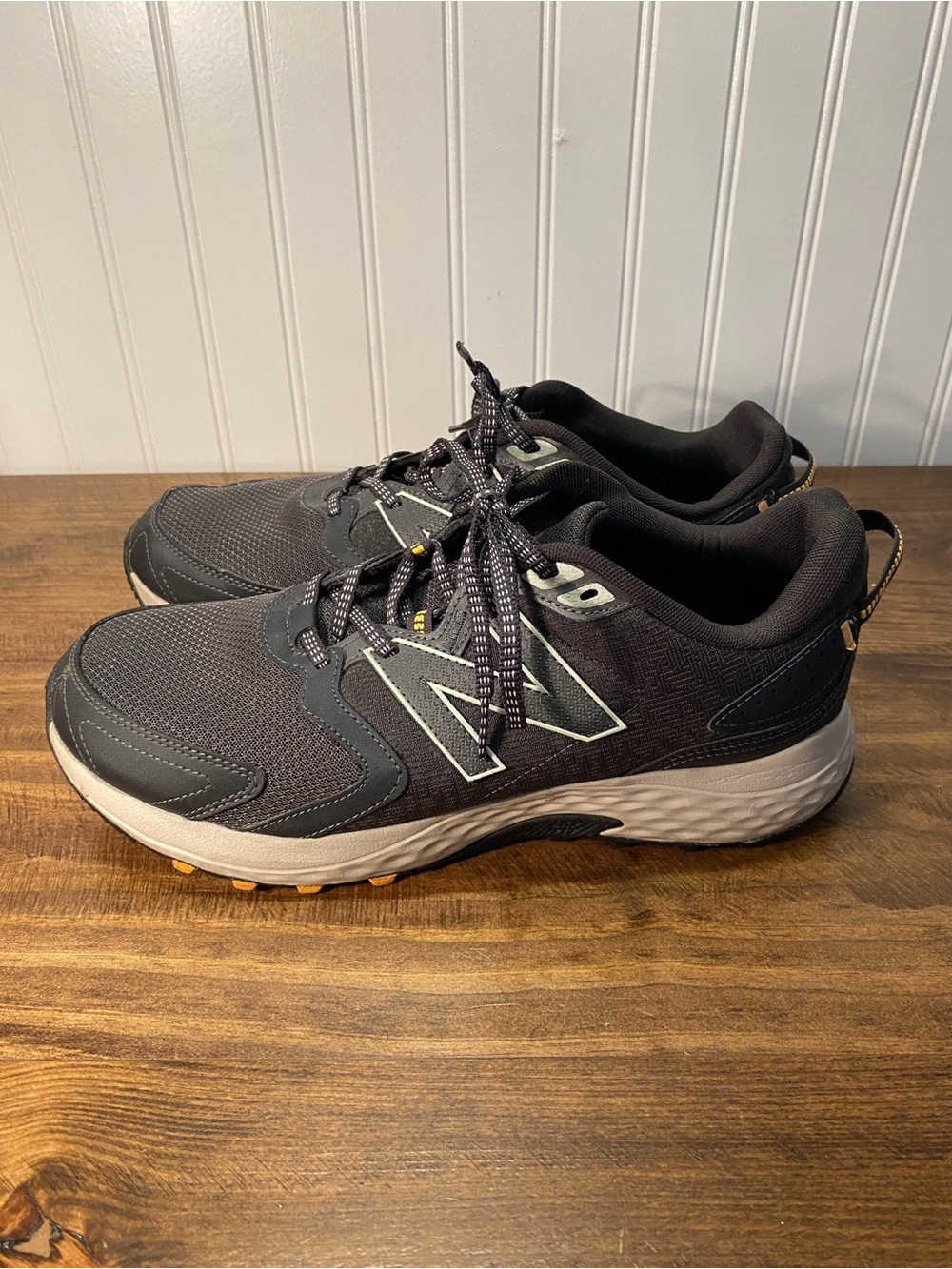 New Balance - Men's US size 12 - Dark Grey Athletic Running Shoes Sneakers - Picture 3 of 11